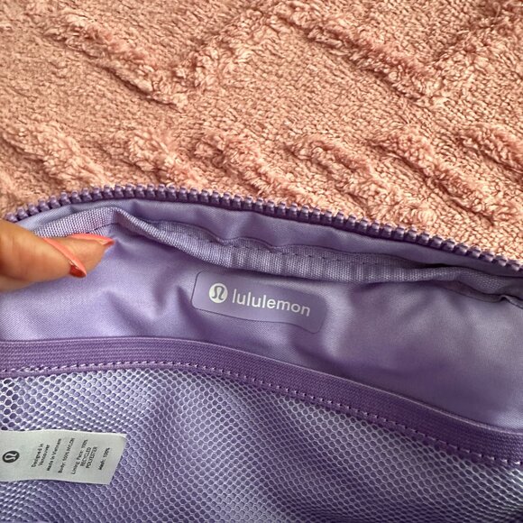 Lululemon Light Purple Belt Bag, New With Tags - Picture 7 of 8
